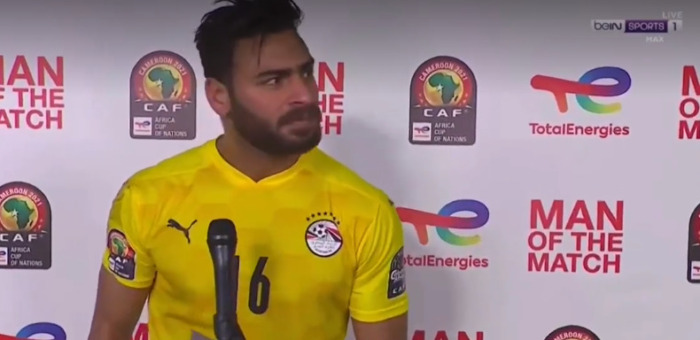 شاهد.. بكاء محمد أبوجبل أثناء تتويجه برجل مباراة مصر والسنغال في نهائي كأس الأمم - فيديو