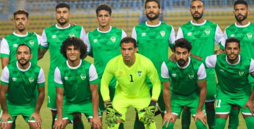علاء عبد العال يختار 22 لاعبا فى قائمة إيسترن كومبانى لمواجهة الزمالك