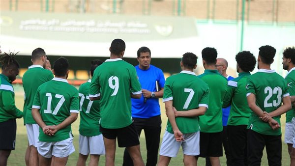 علاء عبد العال يضم 22 لاعبا في قائمة إيسترن كومباني لمواجهة الأهلي بالدوري