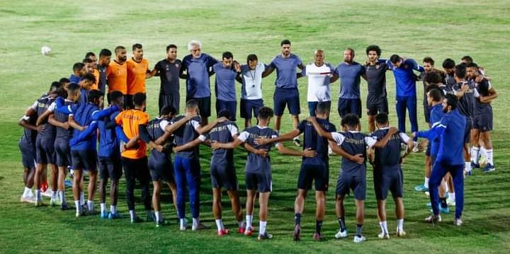 أحمد سامي يُعلن تشكيل سيراميكا كليوباترا أمام الزمالك بالدوري المصري- صورة