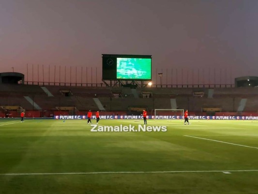 خاص لزمالك نيوز...جماهير الزمالك تهتف للاعب فيوتشر أثناء الإحماء