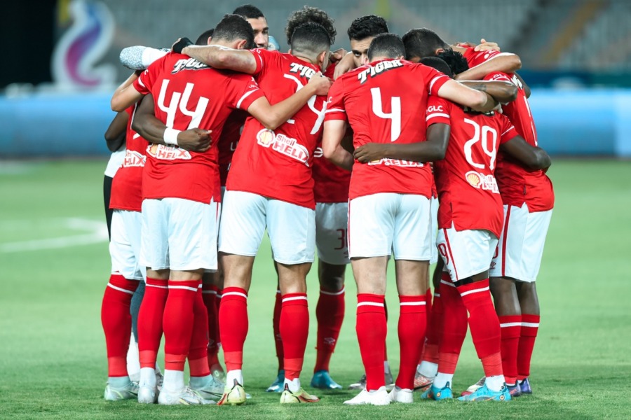الأهلي يحصل على توقيع اثنين من لاعبي الدوري المصري وشروط قوية لإتمام التعاقد