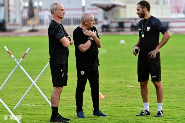 الظهور الأول لـ عمرو السيسي..14 صور ترصد كواليس مران الزمالك