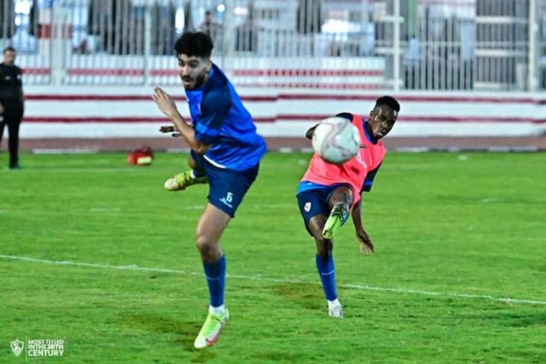 الظهور الأول لـ عمرو السيسي..14 صور ترصد كواليس مران الزمالك