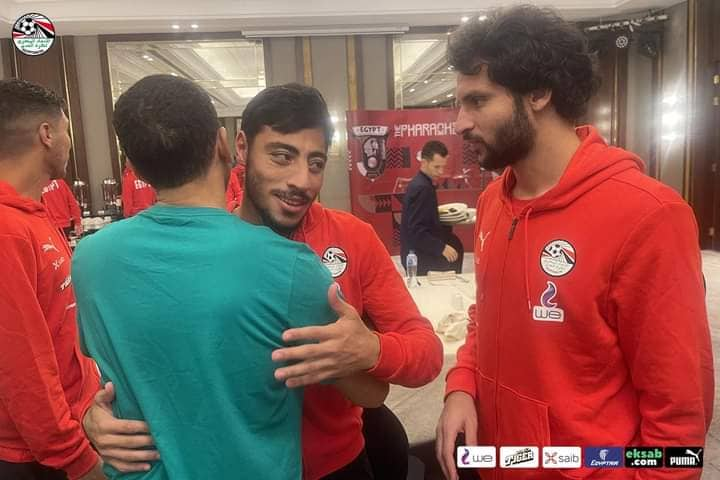 بمشاركة لاعبي الزمالك.. منتخب مصر يحتفل بعيد ميلاد نجم الأهلي - صور