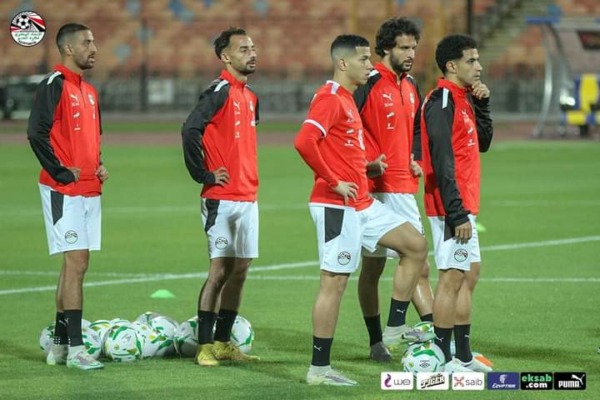 بمشاركة لاعبي الزمالك تدريب منتخب مصر إستعدادًا لمواجهة بلجيكا-صور