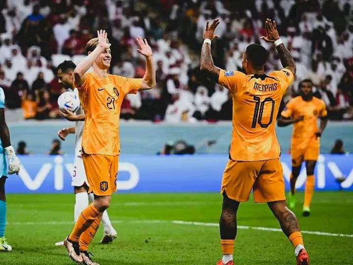 المنتخب الهولندي يضرب قطر بثنائيه ويتأهل رسمياً لدور الـ 16 متصدراً للمجموعه