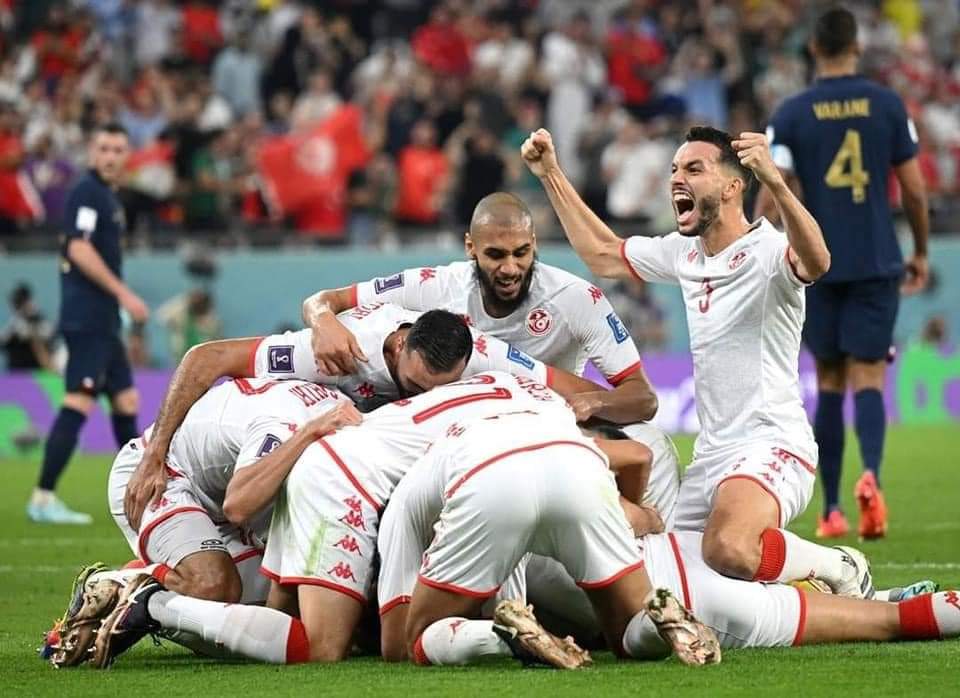 المنتخب التونسي يرسخ العقده الأفريقيه لفرنسا بكأس العالم !!