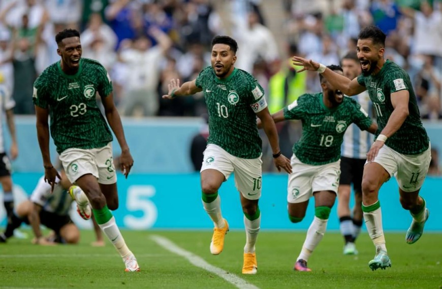 هيرفي رينارد يعلن تشكيل المنتخب السعودي لمباراه حسم الصعود أمام المكسيك-صوره