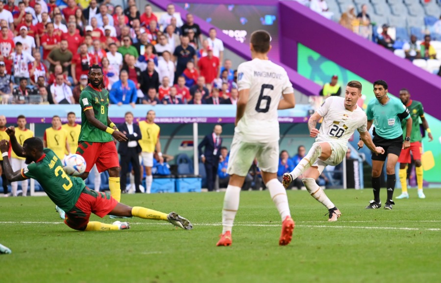 في مباراة مُثيرة بكأس العالم 2022.. الكاميرون تتعادل مع صربيا 3 - 3 - فيديو