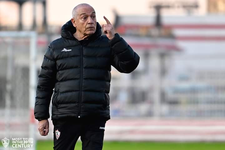 فيريرا يحدد موعد سفر الزمالك إلى أسوان إستعدادا لمباراة الفريق المقبلة في الدوري