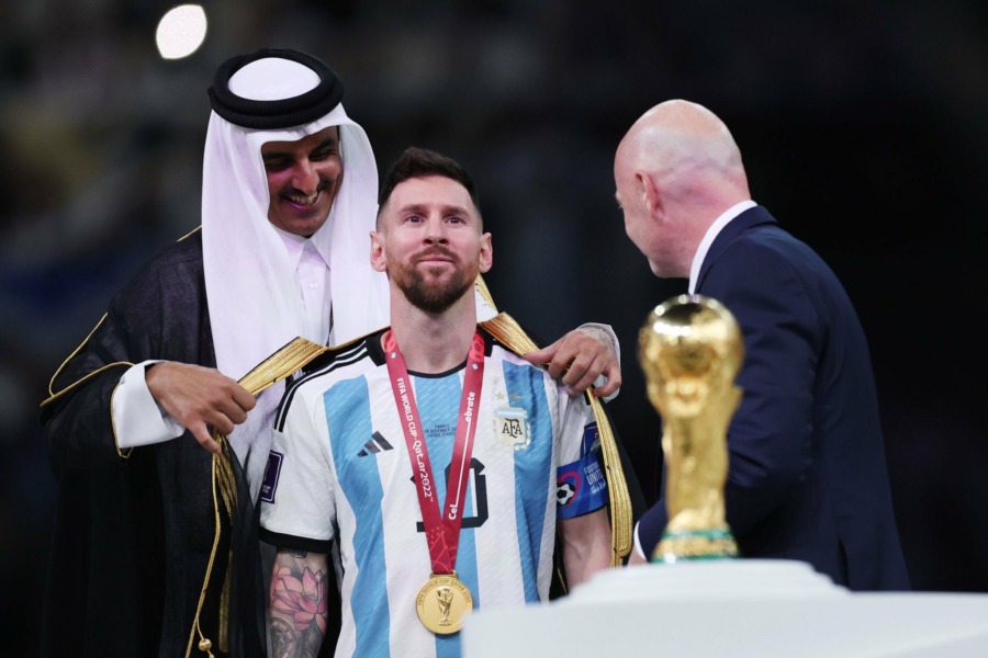 "أوفينا بوعدنا".. أول تعليق من أمير قطر بعد نهاية كأس العالم وتتويج الأرجنتين باللقب-صورة