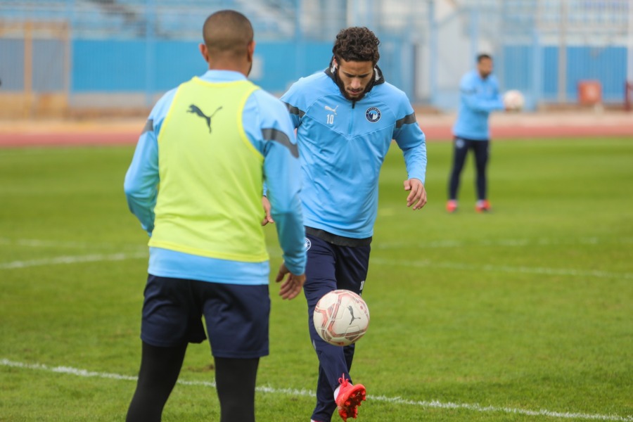 بالقوة الضاربة.. بيراميدز يختتم تدريباته قبل مواجهة الزمالك في كأس مصر - صور