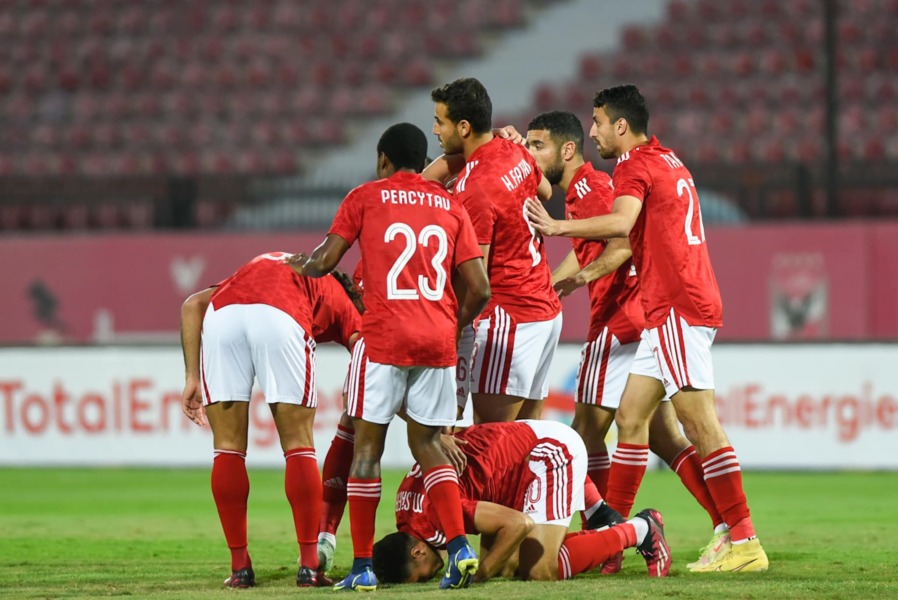 إتحاد الكرة يعلن حكم مباراة الأهلي والمقاولون العرب في الدوري-صورة