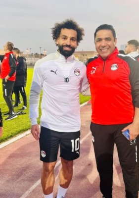 محمد صلاح يدعم المنتخب الأوليمبي قبل مواجهة زامبيا بالتصفيات الإفريقية-صور