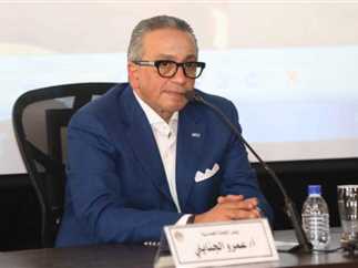 عمرو الجنايني يكشف حقيقة وجود خلافات مع مرتضى منصور ويدافع عن ممدوح عباس!!