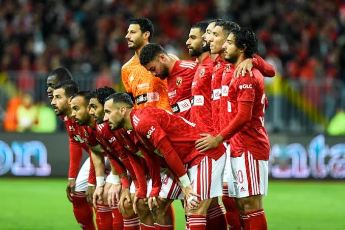 المقاولون العرب يعلن التعاقد مع لاعب الأهلي - صورة