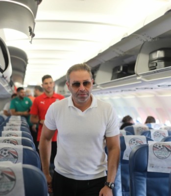 منتخب مصر يتوجه إلى الإمارات استعدادًا لمواجهتي زامبيا والجزائر - صور