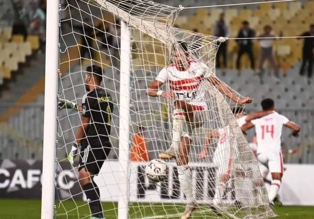 خبير تحكيمي يكشف خطأ كارثي لحكم مباراة الزمالك وابوسليم !!