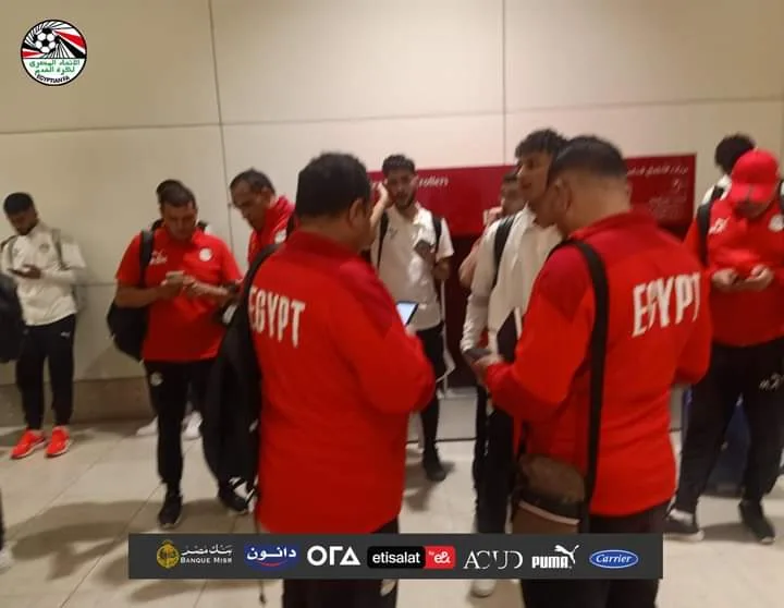 بعثة المنتخب الأولمبي تصل الإمارات استعداداً لهذه البطولة - صور