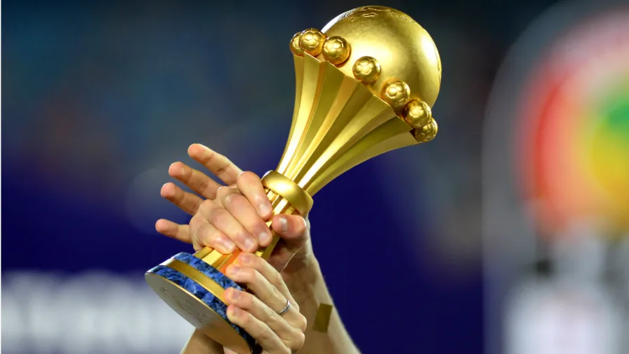 مفاجأة رائعة.. طاقم تحكيم مصري يُدير المباراة الافتتاحية لكأس أمم إفريقيا 2023