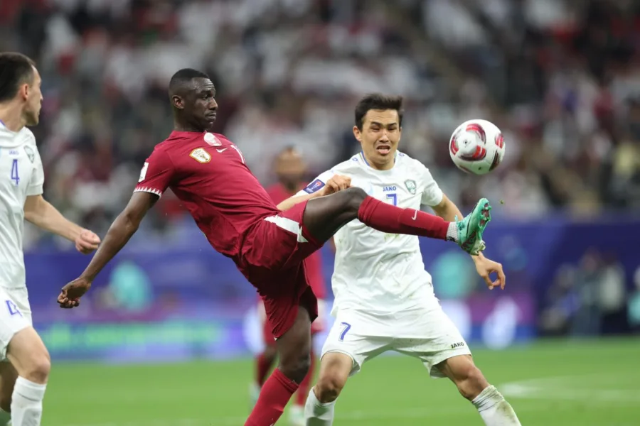 شاهد أهداف فوز منتخب قطر على أوزبكستان وتأهله لنصف نهائي كأس آسيا - فيديو