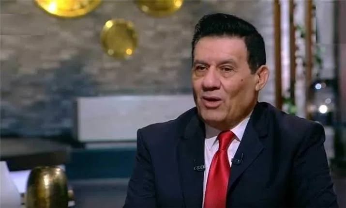 احمد عيد يفحم مدحت شلبي : مهتم بالتريند !!