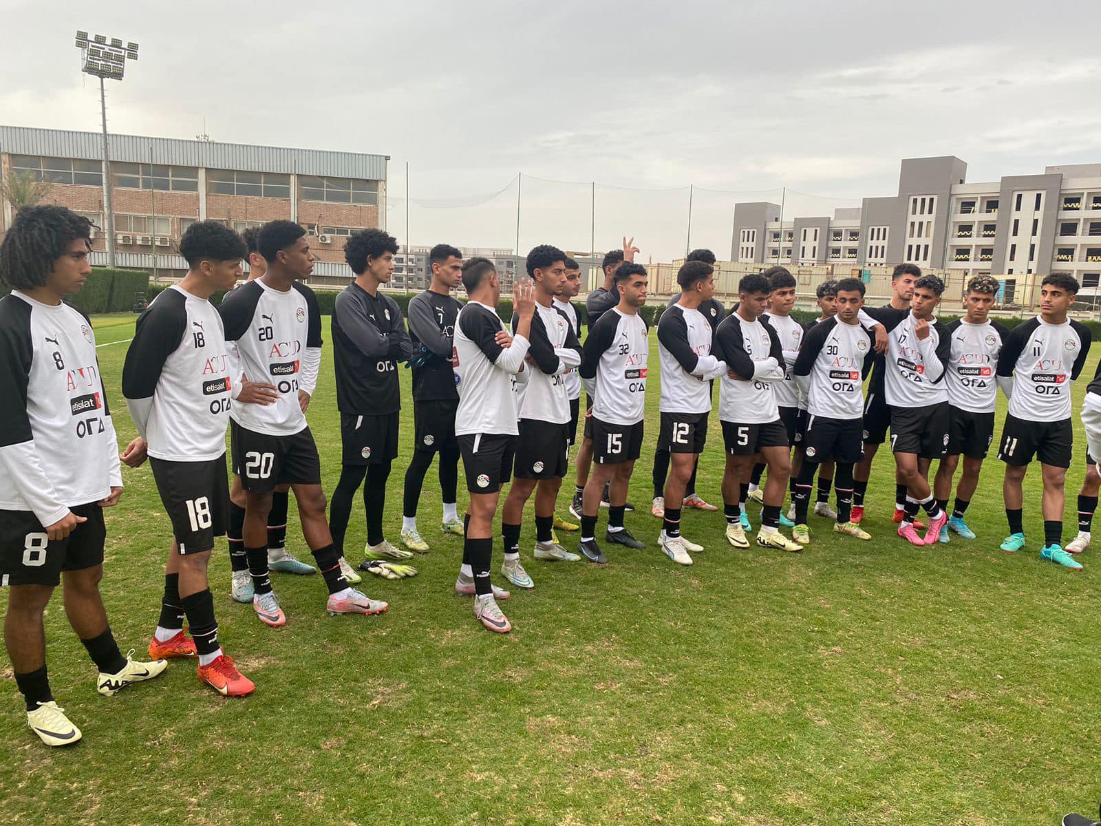 بمشاركة لاعبي الزمالك .. إجراء أخير لمنتخب الشباب قبل السفر للجزائر - صورة