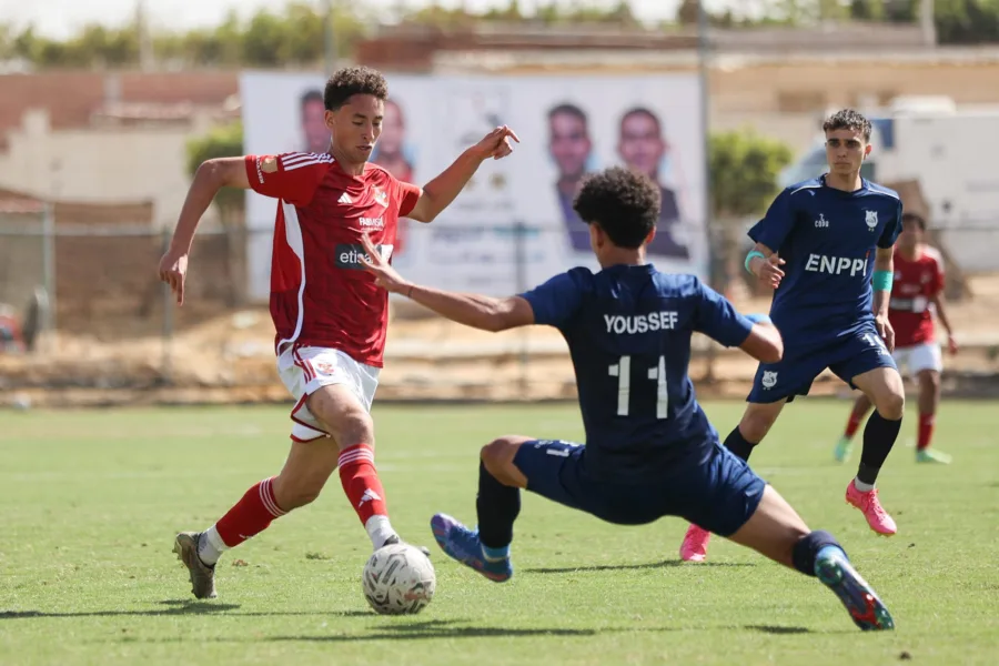 بعد احتفال الفريقين باللقب، اتحاد الكرة يحسم الجدل بشأن بطل دوري الجمهورية بين الأهلي وإنبي - صورة