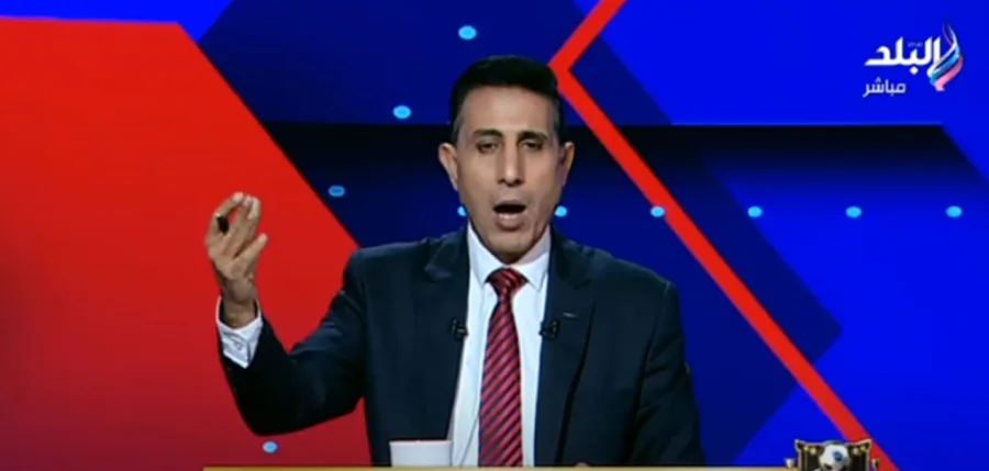 شاهد.. الكومي ينفعل على الهواء دفاعًا عن إبراهيم نور الدين بعد تعيينه لإدارة قمة الزمالك والأهلي - فيديو