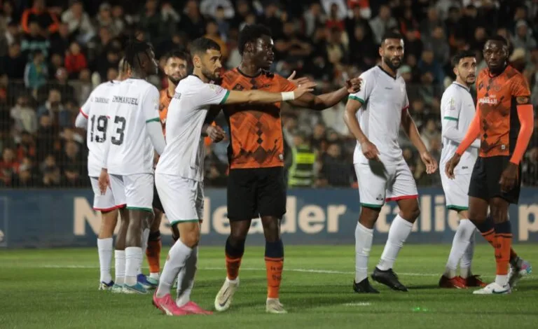 شاهد.. نهضة بركان يودع منافسات كأس المغرب قبل مواجهة الزمالك في نهائي الكونفدرالية - فيديو