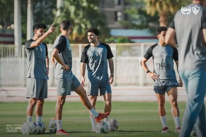 شاهد كواليس مران الزمالك الأخير قبل السفر الى المغرب لمواجهة نهضة بركان - صور