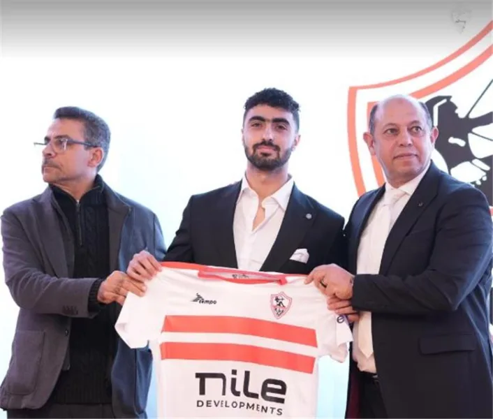 بعد مكافأة الكونفدرالية.. حسين لبيب يثير الجدل من جديد بشأن عقد زياد كمال مع الزمالك