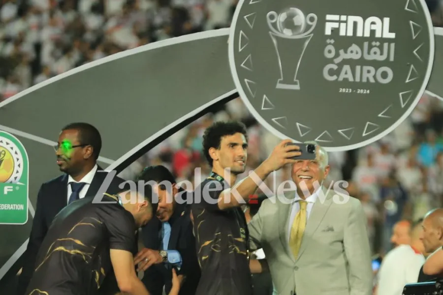 حسين لبيب يوجه رسالة ووعد لجماهير الزمالك بعد التتويج بالكونفدرالية
