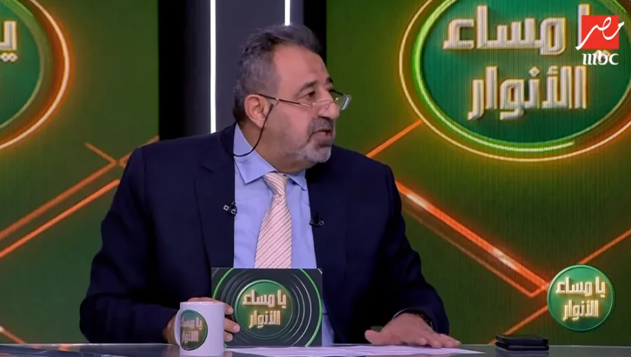 رسالة صادمة من مجدي عبد الغني لإدارة الأهلي بشأن مستقبل نجم الفريق - فيديو