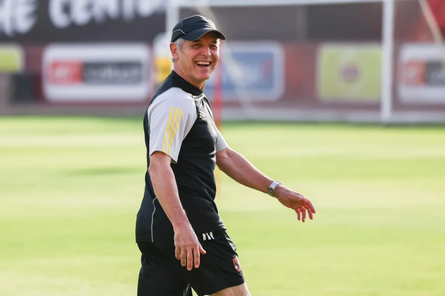 كولر يرفض ضم هدف الأهلي في الصيف!!