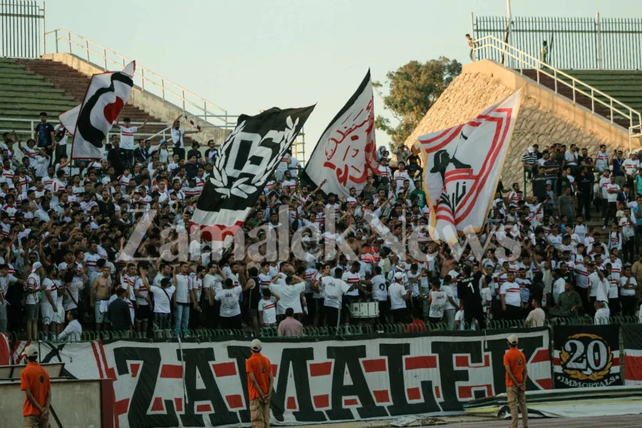 "يوم السوبر مستنيك".. هتافات مدوية لـ جماهير الزمالك في استاد المقاولون بشأن حضور القمة أمام الأهلي - فيديو