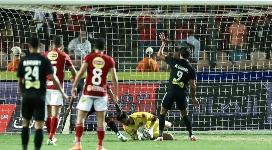 شاهد.. أهداف مباراة الأهلي وفاركو في بطولة الدوري - فيديو