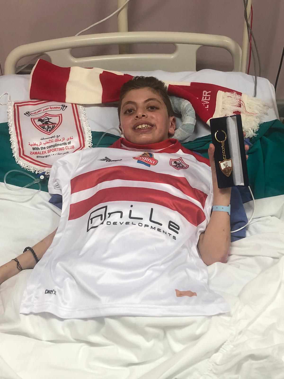 الزمالك يلبي رغبة طفل فلسطيني ويستقبله في النادي.. طالع التفاصيل- صورة