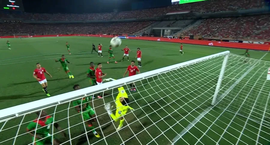 خطأ من الشناوي !! هدف بوركينا فاسو الأول في منتخب مصر !! - فيديو
