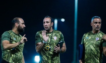 تفاصيل حديث جوميز مع لاعبي الزمالك قبل مواجهة الأهلي في نهائي السوبر المصري