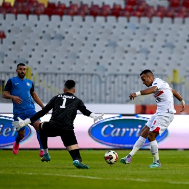 فرج عامر يحرج الهاني سليمان برسالة نارية على الهواء بعد خطأه أمام الزمالك - فيديو