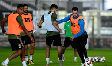 مران الزمالك في ليبيا.. جلسة بين جوميز ونجم الفريق وتدريبات بدنية قبل مواجهة النصر