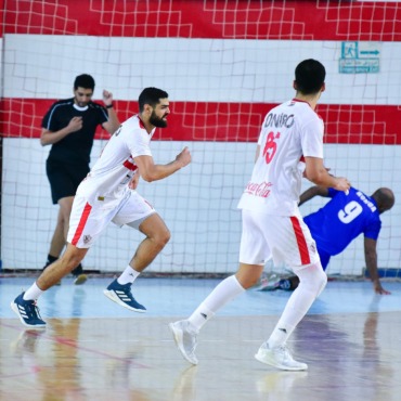 الزمالك يكتسح الطيران في دوري المحترفين لكرة اليد