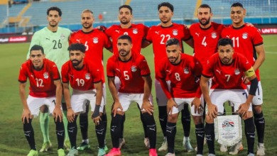 بعد إرتباط اسمه بالأحمر.. لاعب منتخب مصر يوضح موقفه من اللعب للزمالك والأهلي