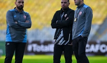 نجم الزمالك يثير قلق الجهاز الفني قبل ساعات من مواجهة المصري