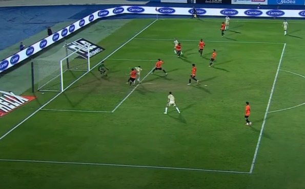 الأهلي يسقط في فخ التعادل أمام البنك الأهلي بالدوري 1 الأهلي يسقط في فخ التعادل أمام البنك الأهلي بالدوري