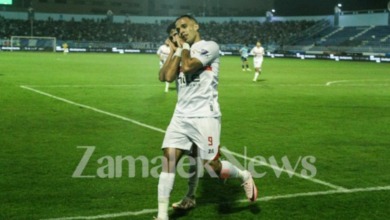 بذكريات السوبر الإفريقي.. شاهد احتفال جنوني من ناصر منسي مع جماهير الزمالك بعد تسجيله هدفين أمام غزل المحلة - فيديو