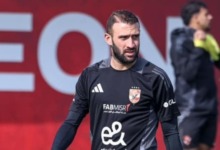 لاعب الأهلي السابق يفتح النار على عمر كمال عبد الواحد: غير مفيد للفريق ورحيله أفضل!