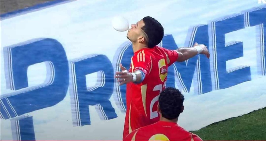 هل يقصد الزمالك؟.. أول تعليق من إمام عاشور على طريقة إحتفاله في مباراة الأهلي وسموحة!!